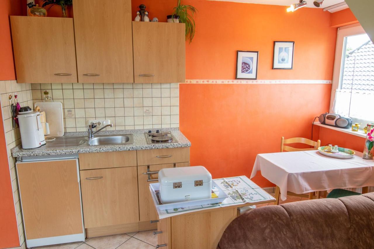 Urlaubs-Appartement Am Dorfrand วีค ภายนอก รูปภาพ